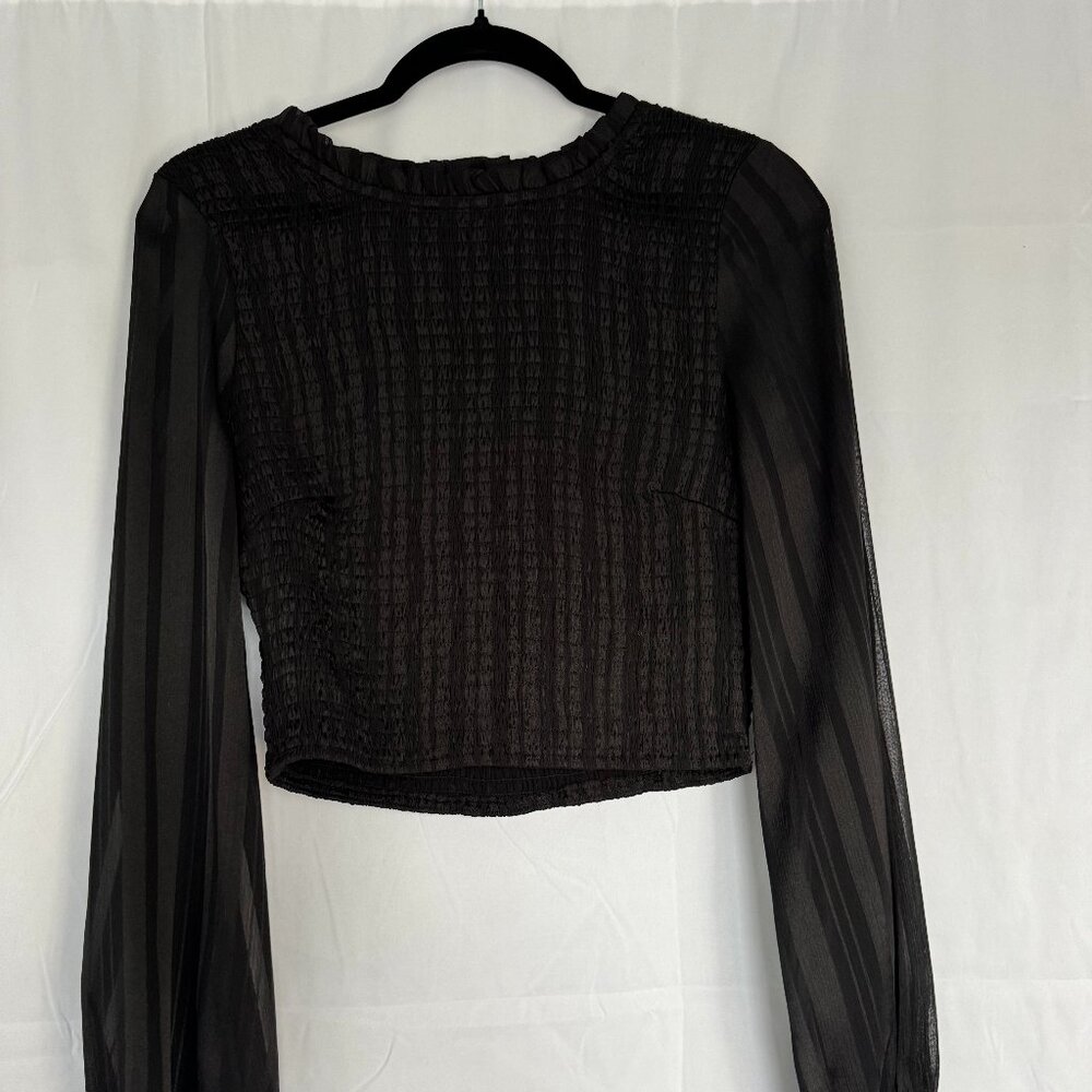 Silky going out crop top long silk striped sleeves chic great condition - L